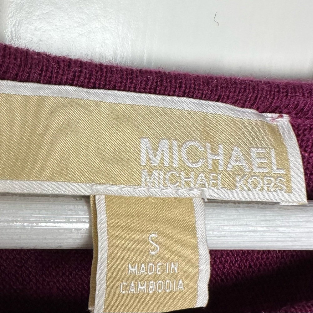 Michael Kors Burgundy long sleeved knit top size small - Picture 2 of 8